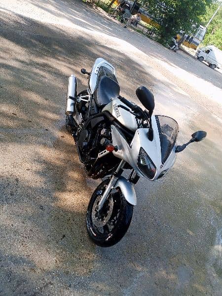 Yamaha 600 cc custom paid sports bike 1