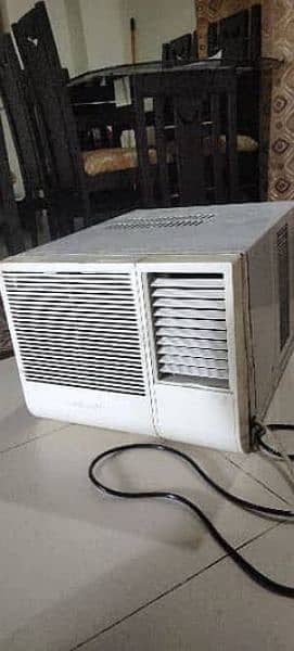 Used 0.75 Ton and pune ton INVERTER WINDOWS AC Ton window AC's 0