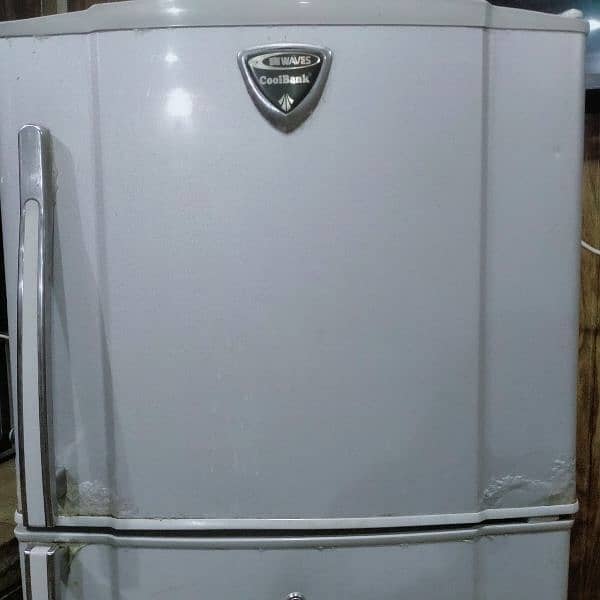 waves medium size fridge 1