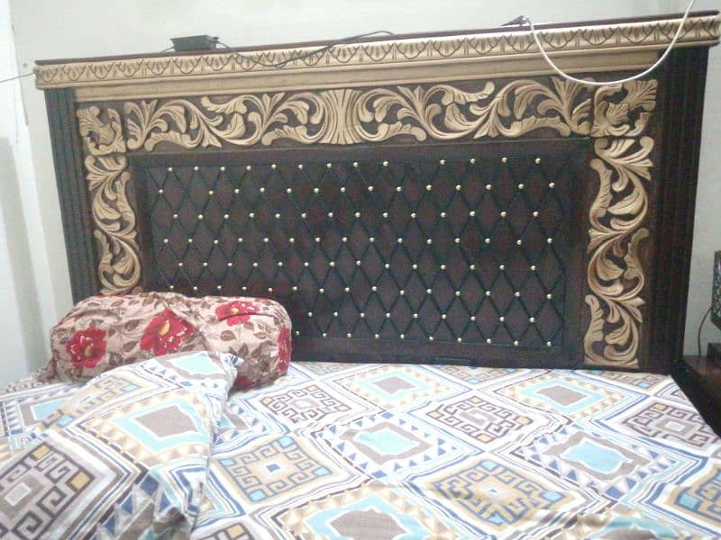 only 3 mnths used Furniture in  good condition 2