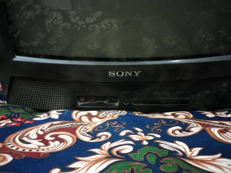 Sony TV 16 inch 2