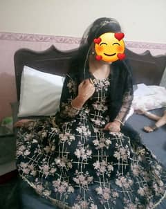 dresses are good condition plzzz series buyer contact