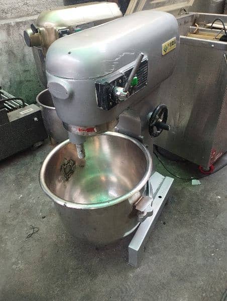 5 kg capacity dough machine 220 voltage three speed imported 0