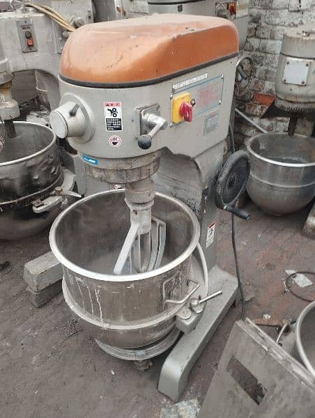 5 kg capacity dough machine 220 voltage three speed imported 5