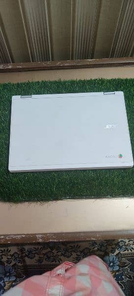 Acer R11 Touch Chromebook 4gb 16gb 360 rotateable 2