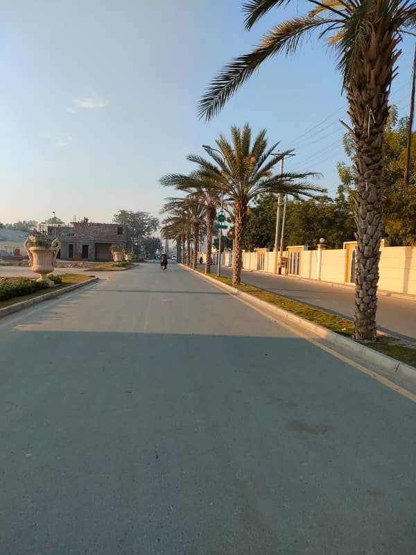 2.25 Marla Commercial Plot For Sale in Green Avenue Commercial Market East Canal Road Faisalabad 0