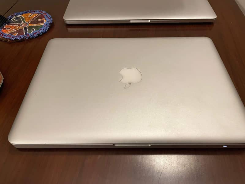 Apple Macbook Pro 13 2012 (Mid) 1