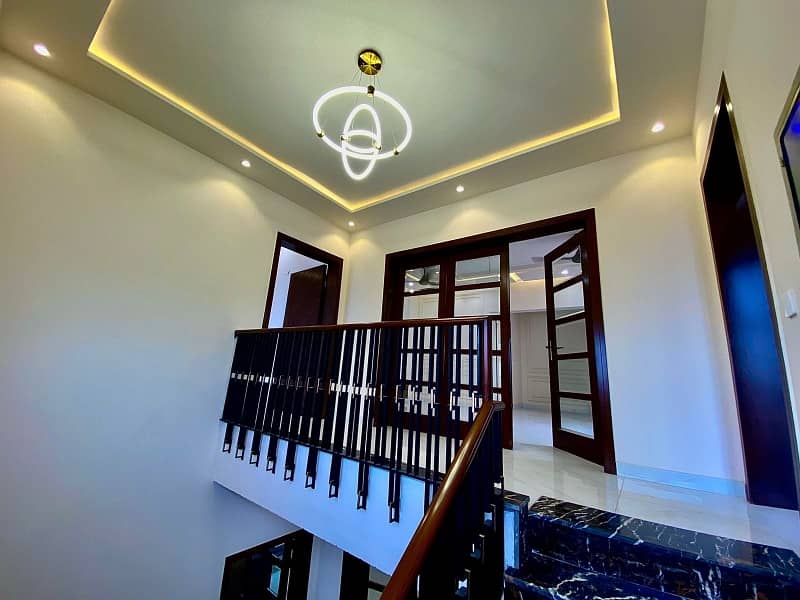 10 MARLA BRAND NEW LUXURIOUS HOUSE FOR SALE IN ABDULLAH GARDEN, AYESHA BLOCK, EAST CANAL ROAD FAISALABAD 9