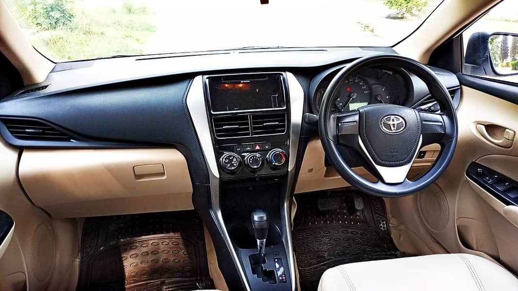 Toyota Yaris 1.3 Auto 2021 - Islamabad Registered, Low Mileage 3