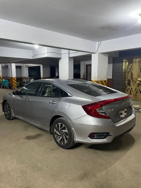 Honda Civic Oriel 2017 4