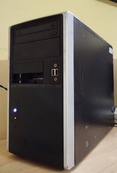 Gaming pc with graphic card 1
