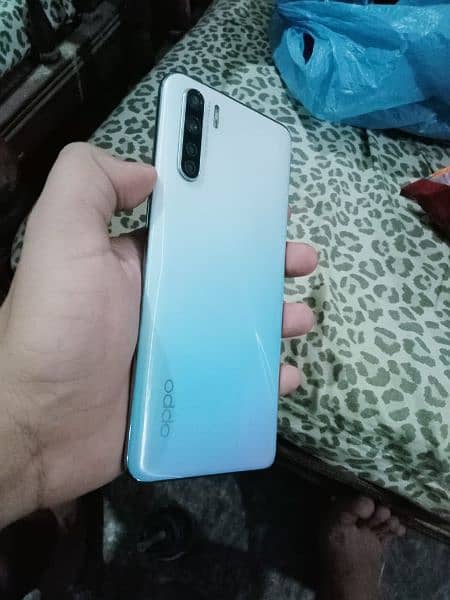 OPPO F15 0