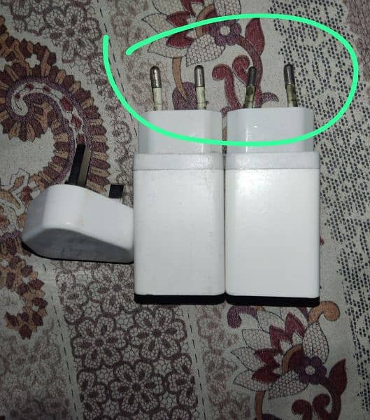 (Apple Realme Oppo ) 3 chargers pack 2