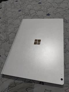 Microsoft Surface Book 0