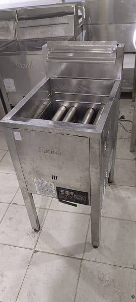 SB Kitchen Engineering/Pizza oven 3' imported fryer rinnai etc 2