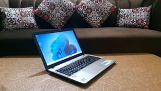 Laptop ASUS Core i5, 6th Gen | Fast, Compact, Slim