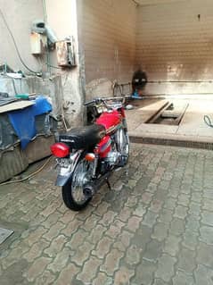 Urgent for sale 125!!!!