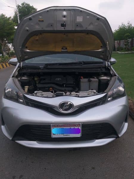 Toyota Vitz 2015 0