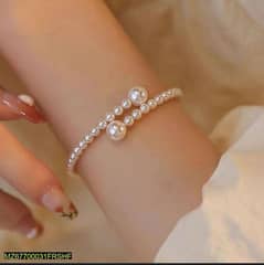 Modern Stretchable Pearl Bracelet