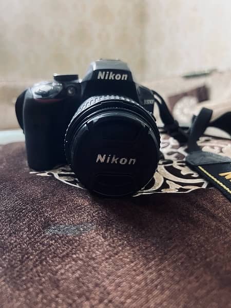 Nikon D3300 with 18/55 AFP lens (Auto Focu Body) 2