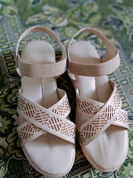 Elegant, comfortable and decent sandals for girls. 2