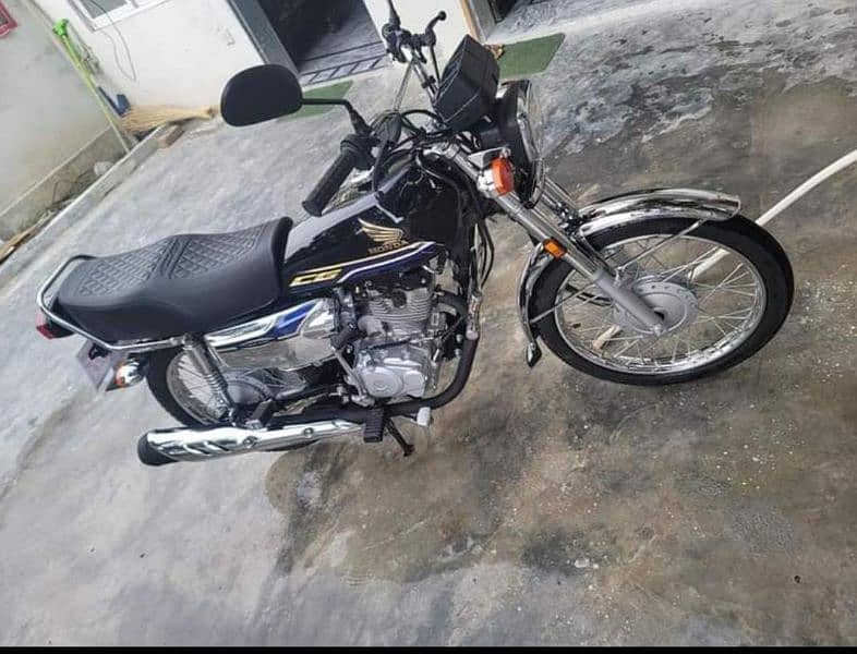 Honda CG 125 SPECIAL EDITION 1