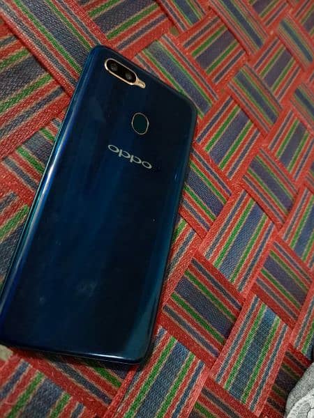 Oppo  A7 urgent sale 7