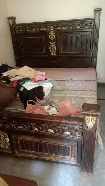 bed for sell reasonable price 2