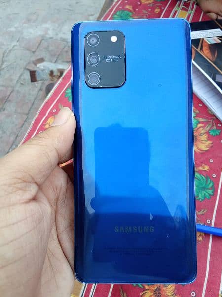 Samsung S10 Lite 0