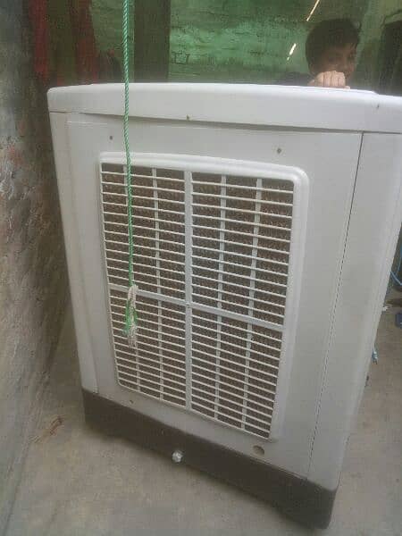 l am selling air cooler 2