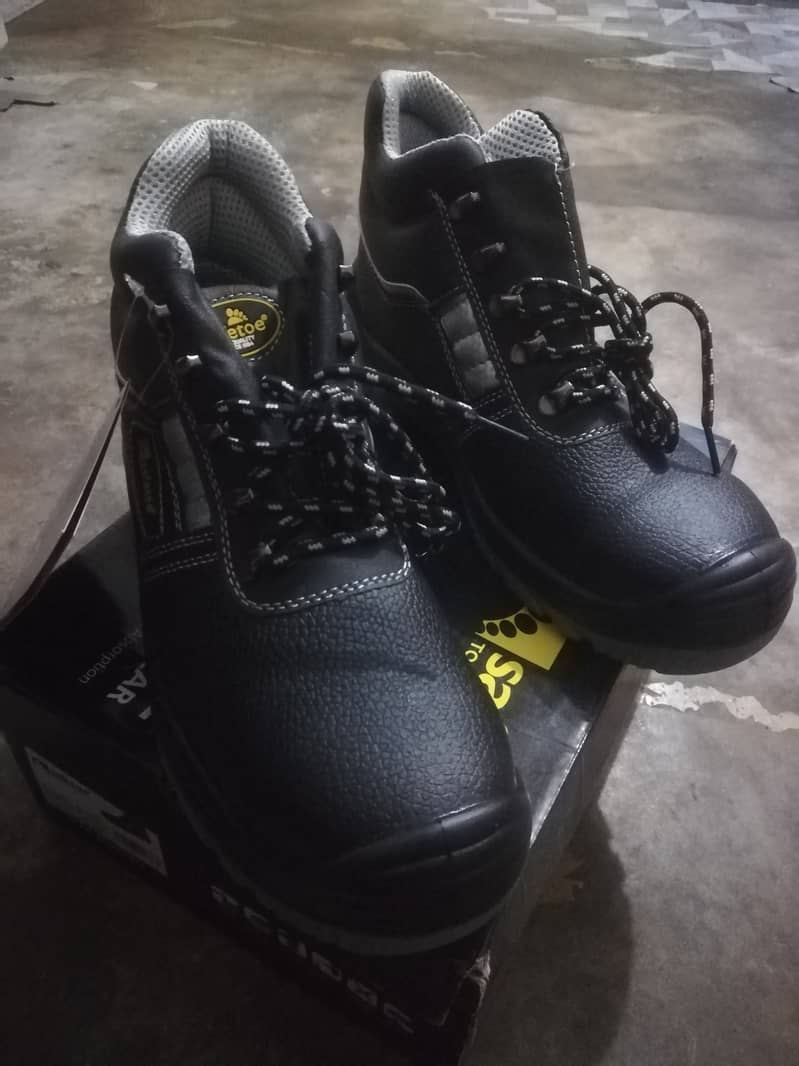 Safety Shoes| Safe Toe| Size 43 5