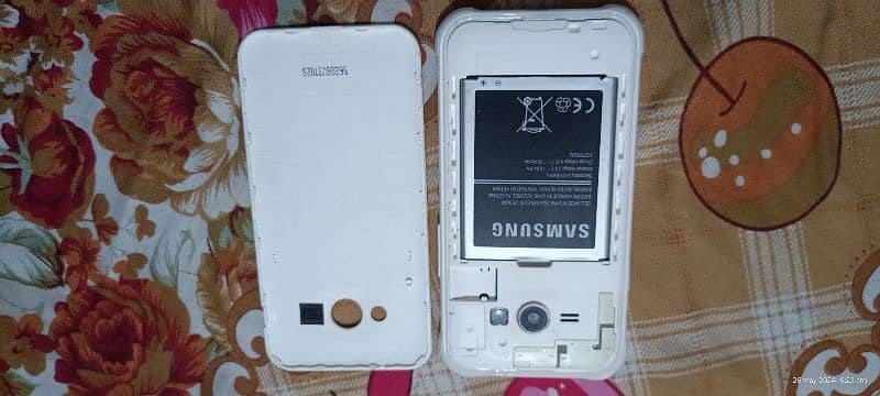 Samsung J110 Ace 6