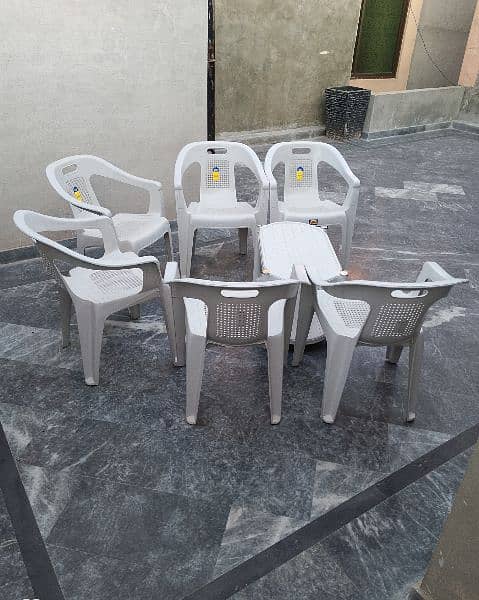 Plastic 6 Chairs 1 double shelf table 14
