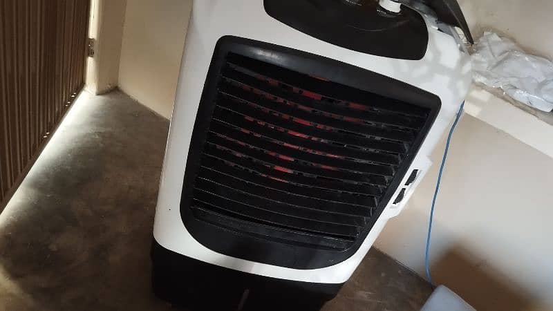 AIR COOLER FOR SALE 10/10 (LARGE SIZE) 1