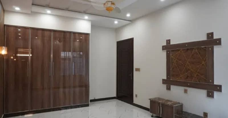 16 Marla New House For Sale Valencia Town Lahore Pakistan 25