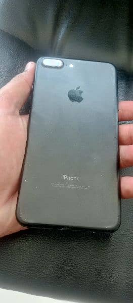 iPhone 7 Plus 128Gb 3