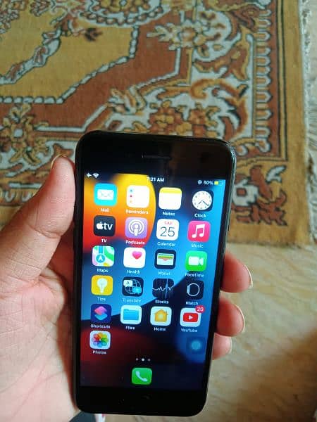 I phone 7 128gb bypass non pta exchange possible 03477431608 5