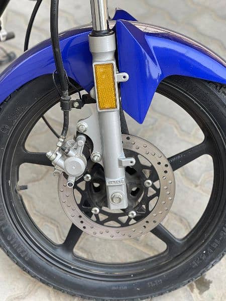 Yamaha YBR 2023 APL 4 Purplish blue (0322_3276769) 7