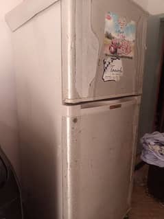 Dawlance refrigerator new condition farij