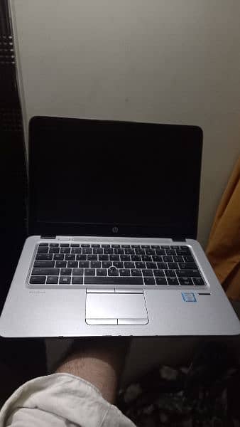 hp elitebook 820 G3 5