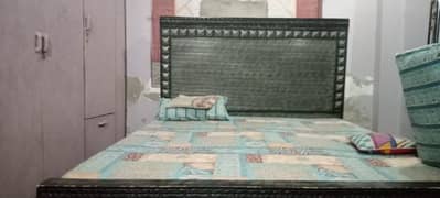 wooden bed for sell