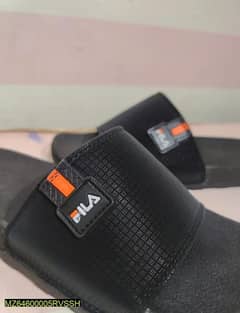 •  Material: Artificial Leather
•  Product Type: Men's Slippers
•