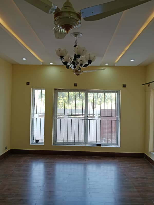 1 Kanal Lower (Basement) portion available for rent 1