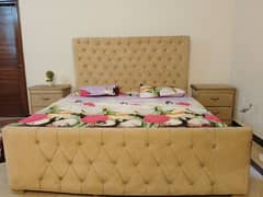 King Size Bed with Side Table and Dressing