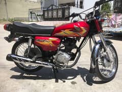 Honda 125 for sale in lush condition 0/3/1/2/5/3/4/9/6/0/0