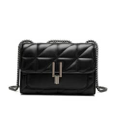 Quilted Detail Square Chain Shoulder Bag