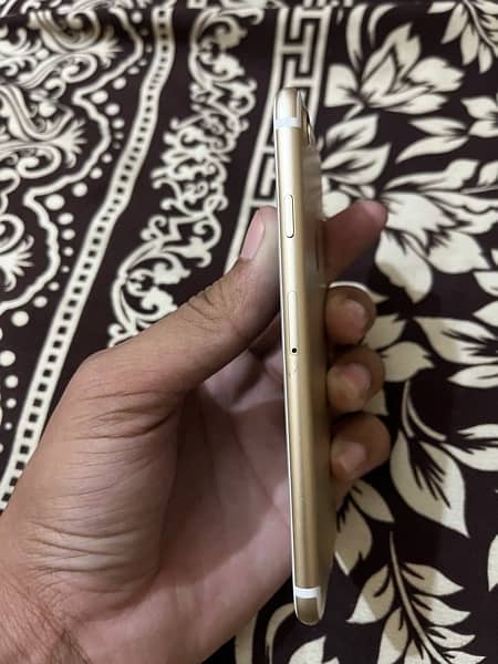 iPhone 7 pta apparoved 128gb 10/10 condition 71 battery health 3
