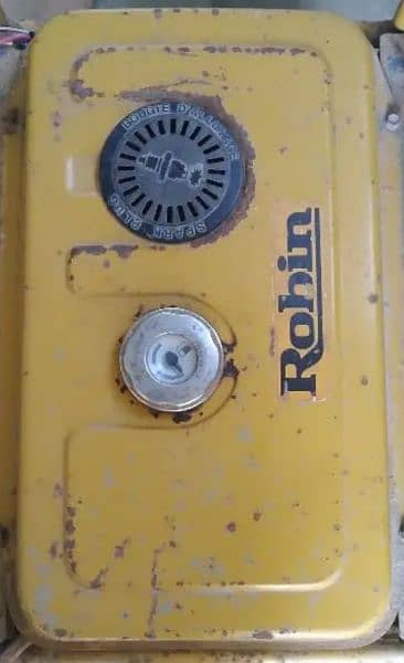 Robin Model RGX 240 Generator 2 or 2.5 KVA 4