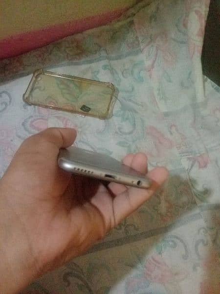 iphone 6s Non-PTA For Sale 1