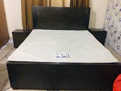 Bed,Side Table,Matress for sale